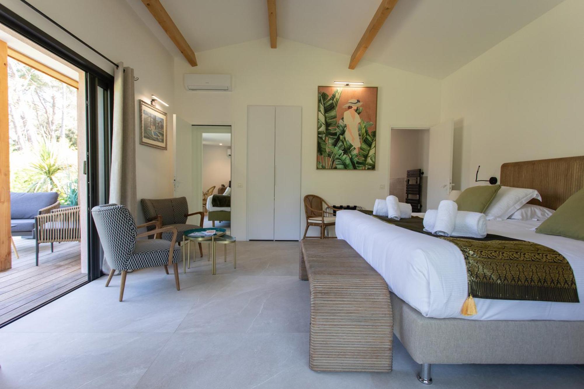 Hotel Le Verger Maelvi Grimaud Esterno foto