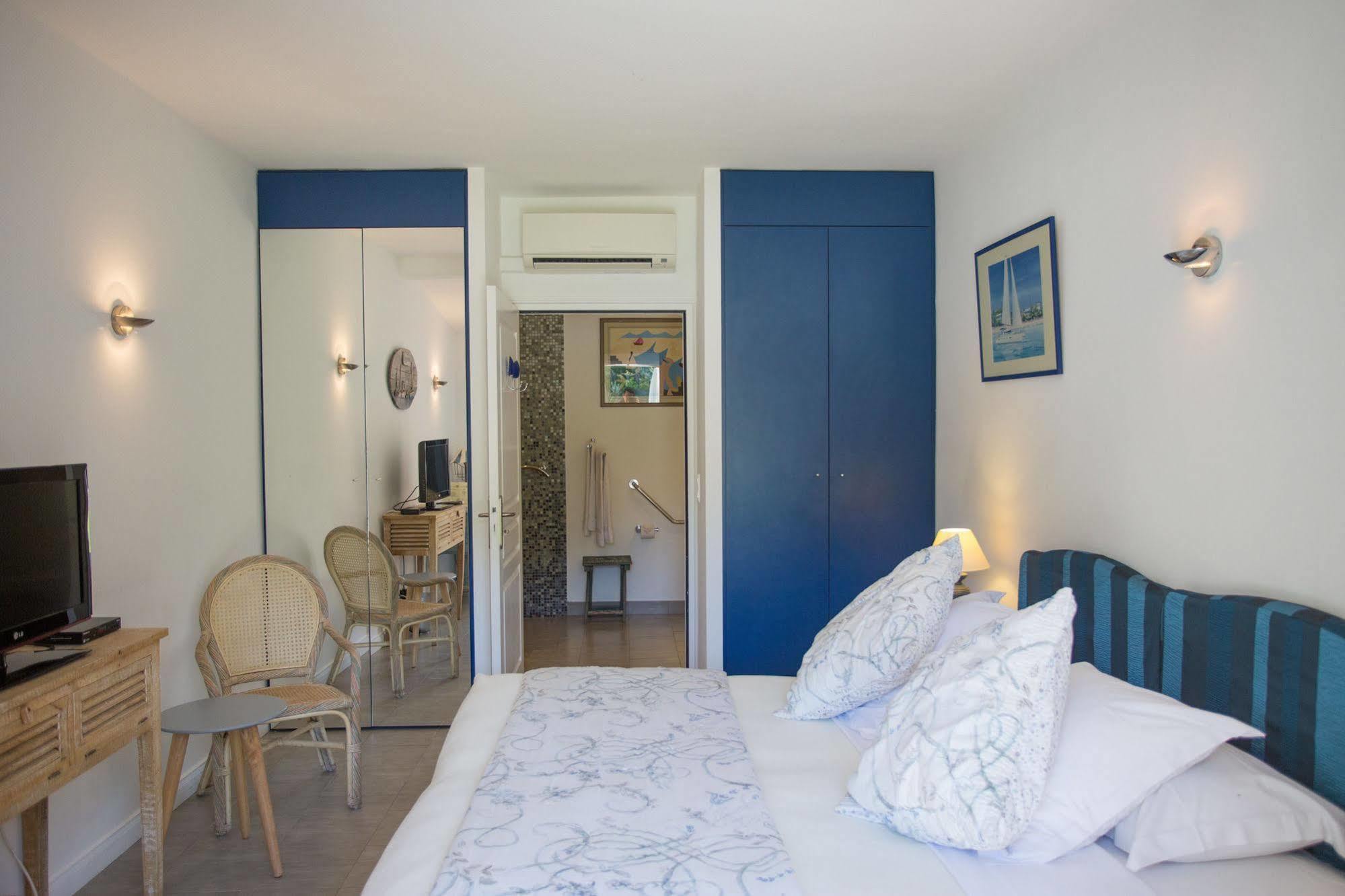 Hotel Le Verger Maelvi Grimaud Esterno foto
